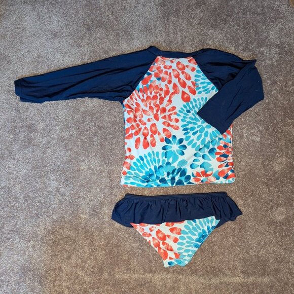 *3 FOR $9* 3/4 Sleeve Rash Guard 2 Piece Swimsuit Swimming Suit Swim Top Shirt - Picture 2 of 2